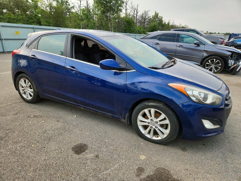 2013 Hyundai Elantra Gt მანქანა იყიდება აუქციონზე, vin: KMHD35LE6DU078452, აუქციონის ნომერი: 64630526