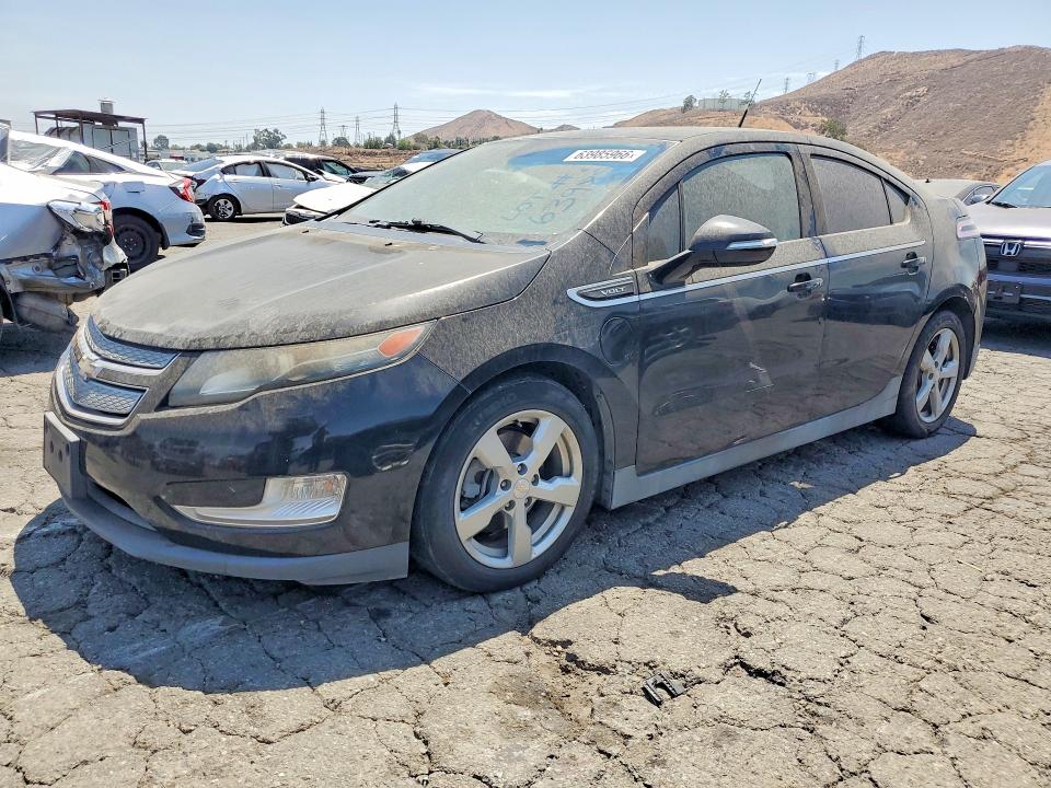 63985966 :رقم المزاد ، 1G1RE6E44DU141166 vin ، 2013 Chevrolet Volt مزاد بيع