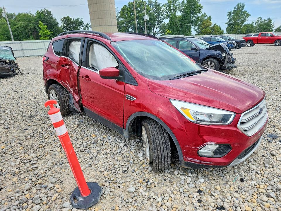 Продаж на аукціоні авто 2018 Ford Escape, vin: 1FMCU9GD0JUC18671, номер лоту: 67005496