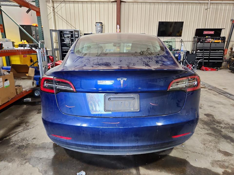 Продажа на аукционе авто 2023 Tesla Model 3, vin: 5YJ3E1EA4PF435265, номер лота: 62439346