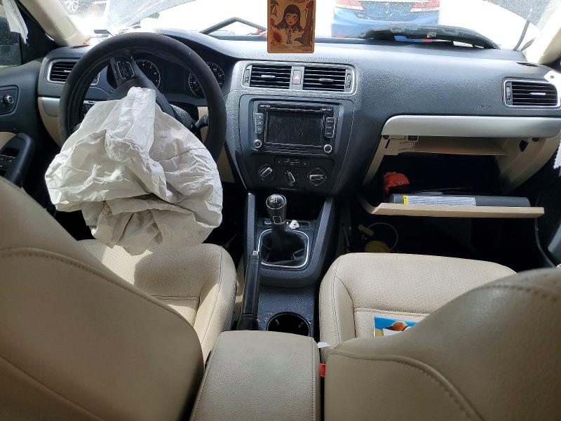 65386196 :رقم المزاد ، 3VWB07AJ0EM415863 vin ، 2014 Volkswagen Jetta مزاد بيع