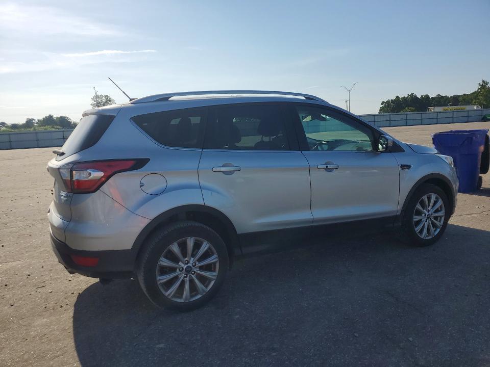 Продаж на аукціоні авто 2017 Ford Escape, vin: 1FMCU0JD5HUD86269, номер лоту: 65681936