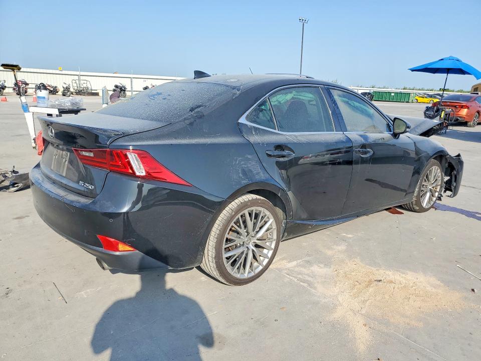 2015 Lexus Is მანქანა იყიდება აუქციონზე, vin: JTHBF1D27F5071795, აუქციონის ნომერი: 63709126