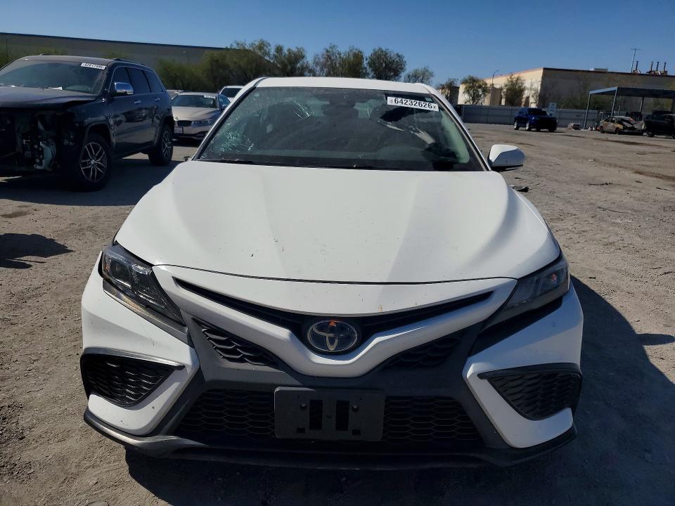 Продажа на аукционе авто 2023 Toyota Camry Hybrid, vin: 4T1G31AK8PU609766, номер лота: 64232626