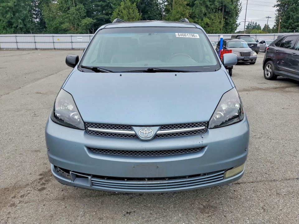 64661796 :رقم المزاد ، 5TDBA22C44S021879 vin ، 2004 Toyota Sienna مزاد بيع