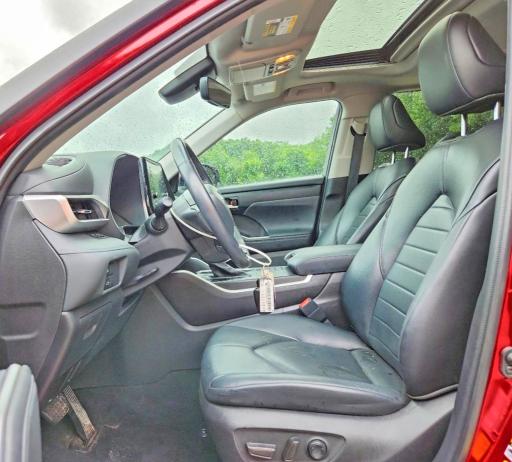 63469486 :رقم المزاد ، 5TDGBRCH2NS557186 vin ، 2022 Toyota Highlander Hybrid مزاد بيع