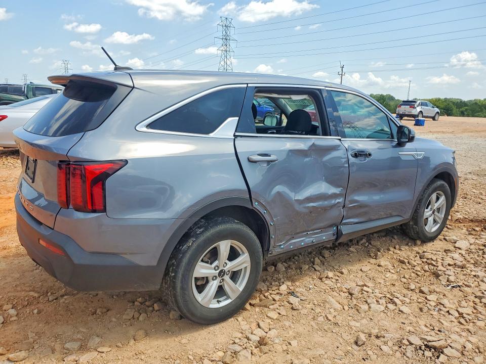 Продажа на аукционе авто 2022 Kia Sorento, vin: 5XYRGDLC3NG103303, номер лота: 65177486