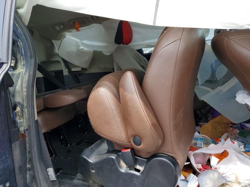 2018 Toyota Sienna მანქანა იყიდება აუქციონზე, vin: 5TDDZ3DC8JS194076, აუქციონის ნომერი: 65488496