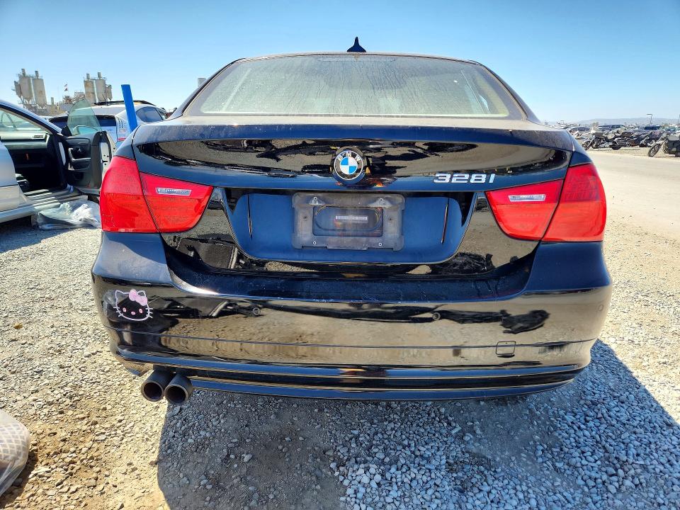 65301646 :رقم المزاد ، WBAPH5G50BNM75074 vin ، 2011 Bmw 328 مزاد بيع