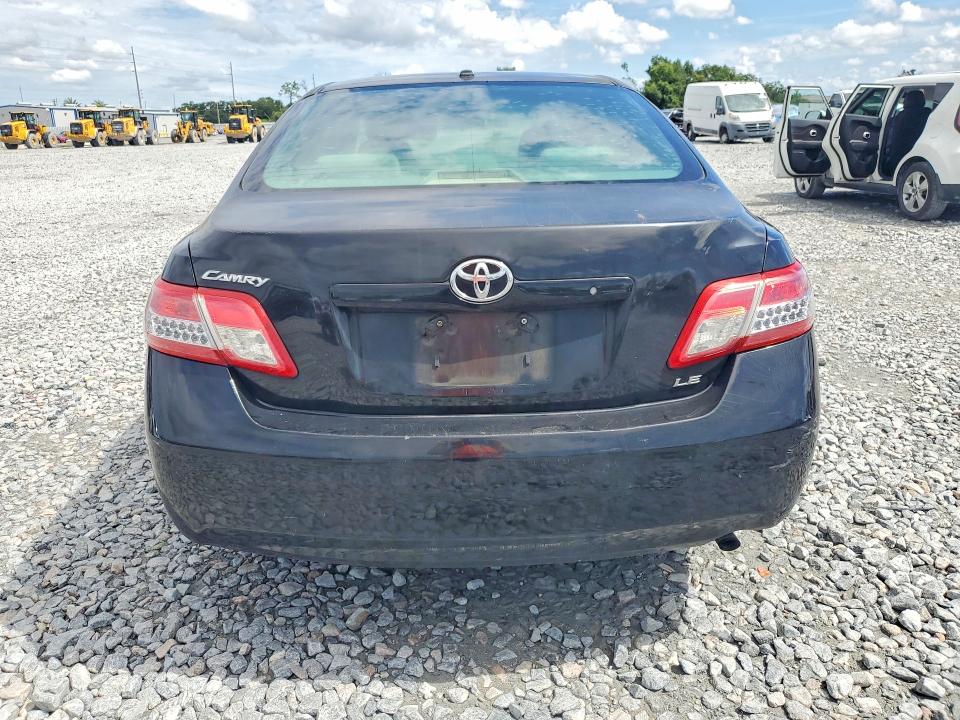 63798806 :رقم المزاد ، 4T1BF3EK8BU176577 vin ، 2011 Toyota Camry مزاد بيع