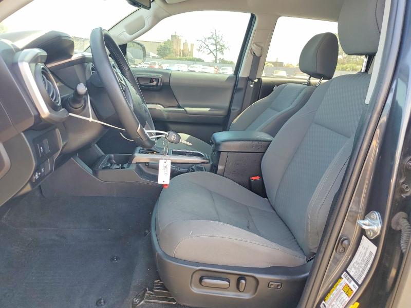 64293656 :رقم المزاد ، 3TMAZ5CN7NM189989 vin ، 2022 Toyota Tacoma مزاد بيع