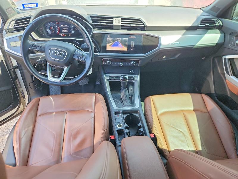 54459956 :رقم المزاد ، WA1AUCF31M1060665 vin ، 2021 Audi Q3 مزاد بيع
