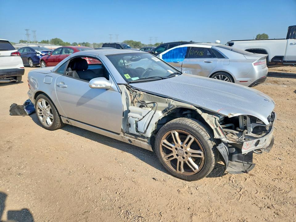 Aukcja sprzedaży 2004 Mercedes-benz Slk, vin: WDBKK65F74F304737, numer aukcji: 66634906