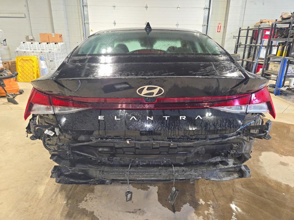64751356 :رقم المزاد ، KMHLM4DG8SU035859 vin ، 2025 Hyundai Elantra مزاد بيع