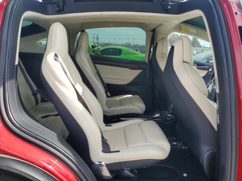 Продаж на аукціоні авто 2018 Tesla Model X, vin: 5YJXCBE44JF095534, номер лоту: 63785436
