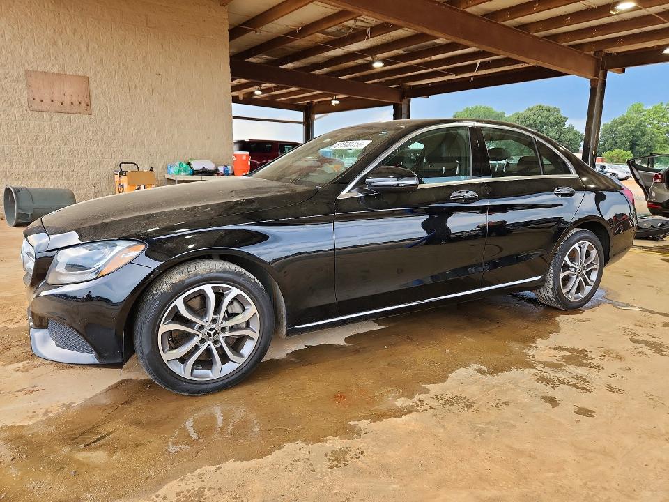 2018 Mercedes-benz C მანქანა იყიდება აუქციონზე, vin: 55SWF4KB5JU270681, აუქციონის ნომერი: 64500756
