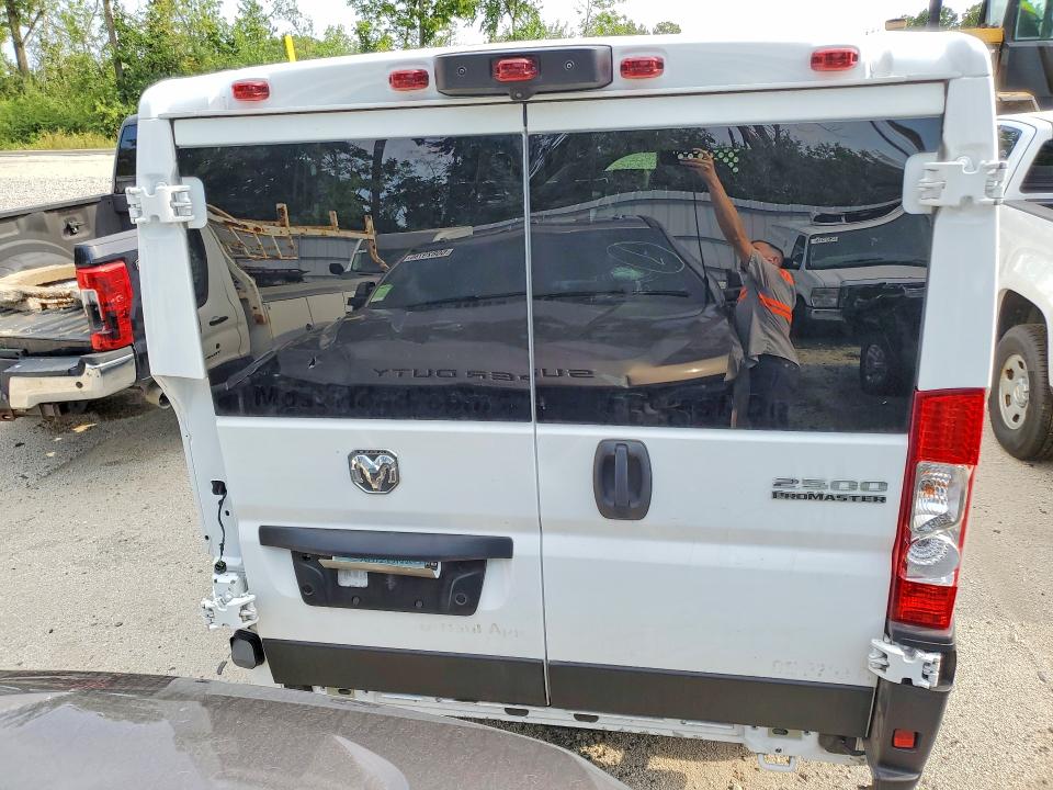 64662706 :رقم المزاد ، 3C6LRVVG0SE523946 vin ، 2025 Ram Promaster 2500 مزاد بيع