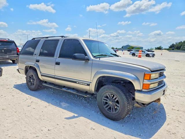 Aukcja sprzedaży 2000 Chevrolet Tahoe, vin: 1GNEK13R5YR130418, numer aukcji: 64490216