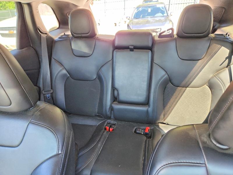 63466586 :رقم المزاد ، 1C4PJMLX0KD473159 vin ، 2019 Jeep Cherokee مزاد بيع
