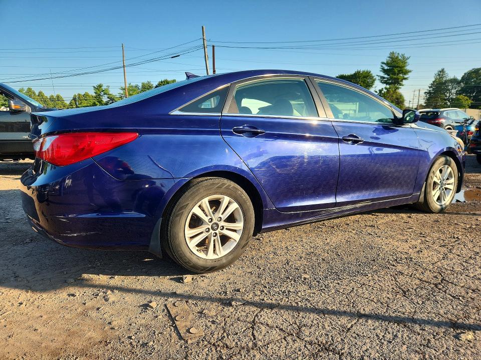 Продажа на аукционе авто 2013 Hyundai Sonata, vin: 5NPEB4AC4DH658302, номер лота: 64272046
