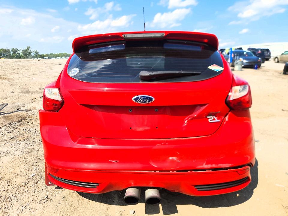 65935576 :رقم المزاد ، 1FADP3L93DL175393 vin ، 2013 Ford Focus مزاد بيع