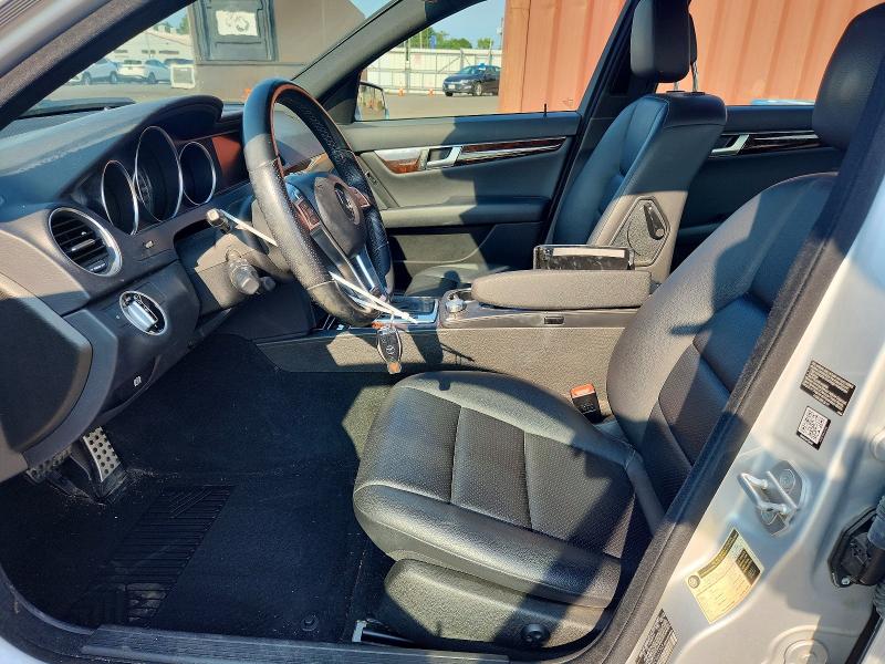 2012 Mercedes-benz C მანქანა იყიდება აუქციონზე, vin: WDDGF8BB6CR227743, აუქციონის ნომერი: 64207616