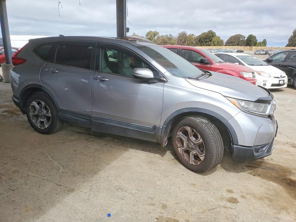 Aukcja sprzedaży 2018 Honda Cr-v, vin: 7FARW2H86JE015296, numer aukcji: 66251906