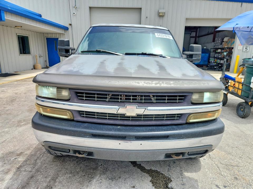 2000 Chevrolet Silverado მანქანა იყიდება აუქციონზე, vin: 2GCEC19T2Y1167881, აუქციონის ნომერი: 64331016