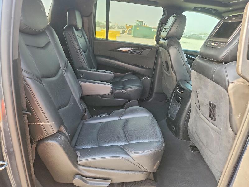 64764456 :رقم المزاد ، 1GYS4KKJ9KR145948 vin ، 2019 Cadillac Escalade مزاد بيع