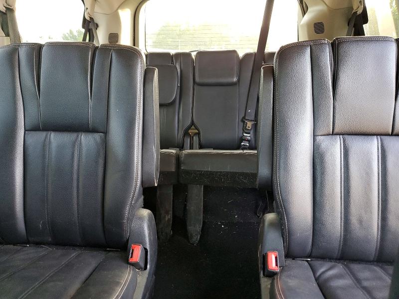 64556246 :رقم المزاد ، 2C4RC1BG6DR691352 vin ، 2013 Chrysler Town & Country مزاد بيع