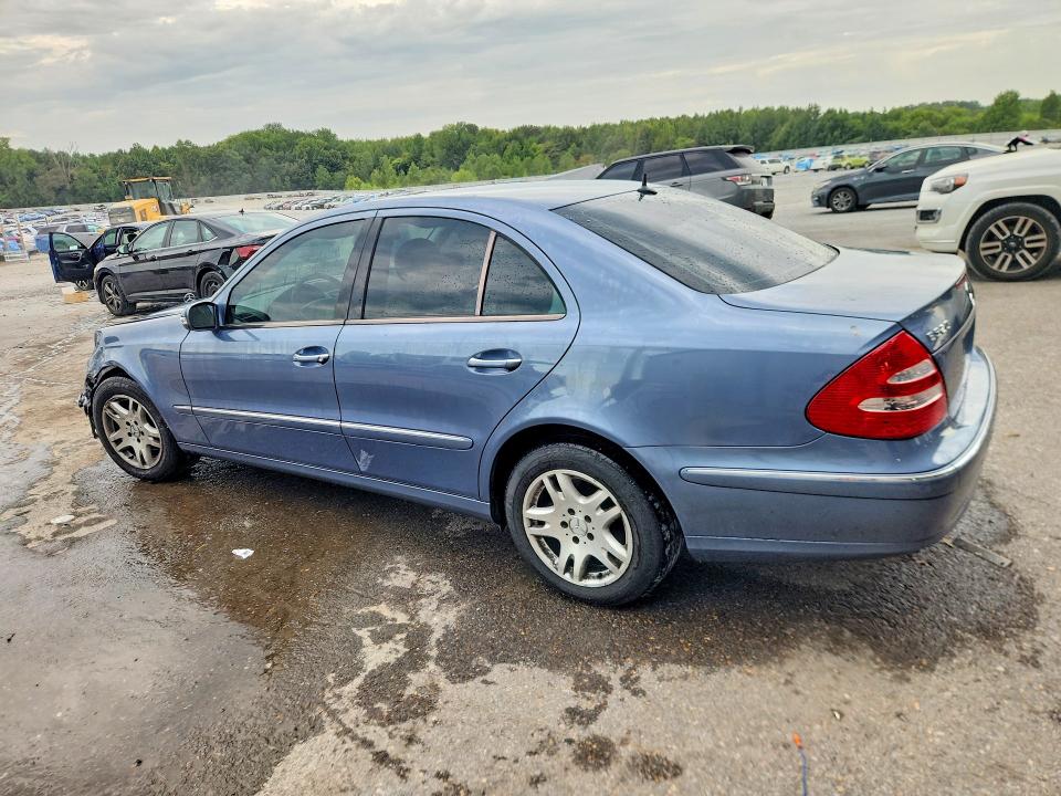 2003 Mercedes-benz E მანქანა იყიდება აუქციონზე, vin: WDBUF65J73A340764, აუქციონის ნომერი: 65997936