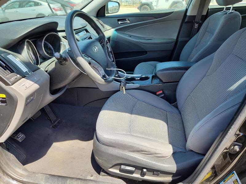 64700136 :رقم المزاد ، 5NPEB4ACXCH388376 vin ، 2012 Hyundai Sonata مزاد بيع
