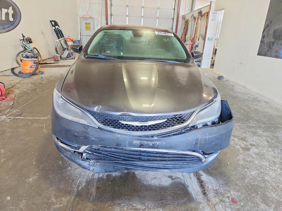 Продажа на аукционе авто 2015 Chrysler 200, vin: 1C3CCCAB2FN723287, номер лота: 64267436