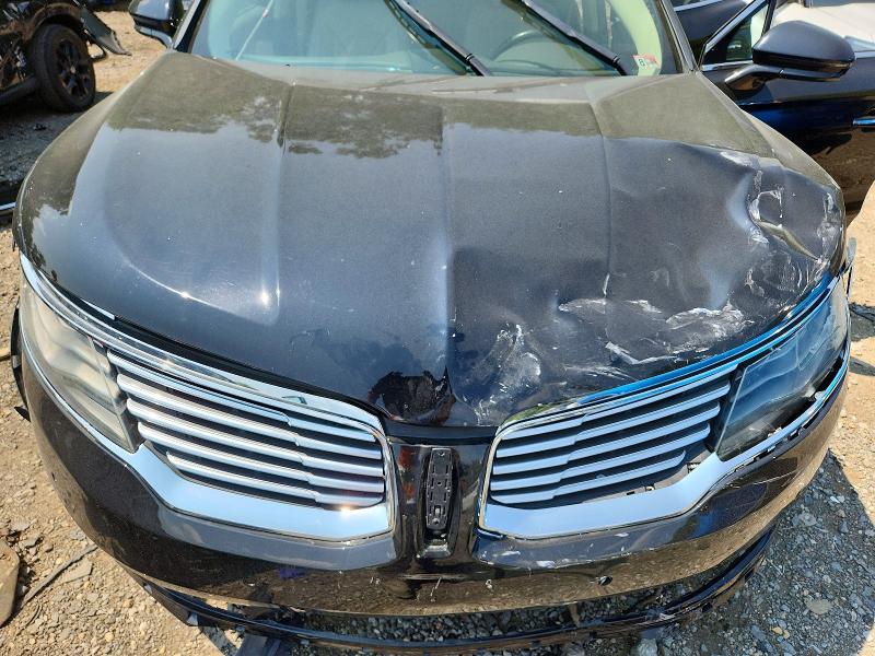Продажа на аукционе авто 2016 Lincoln Mkx, vin: 2LMTJ8LP2GBL67492, номер лота: 64970876