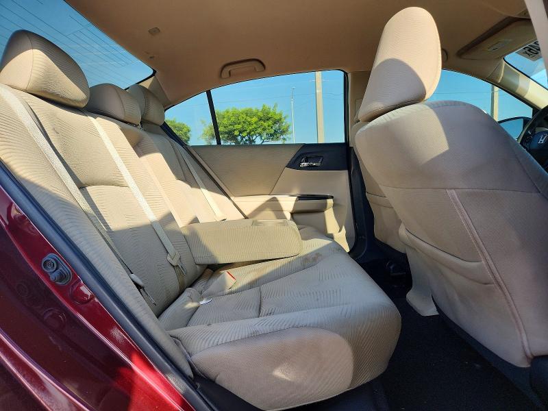 Продажа на аукционе авто 2017 Honda Accord, vin: 1HGCR2F39HA137946, номер лота: 64820246