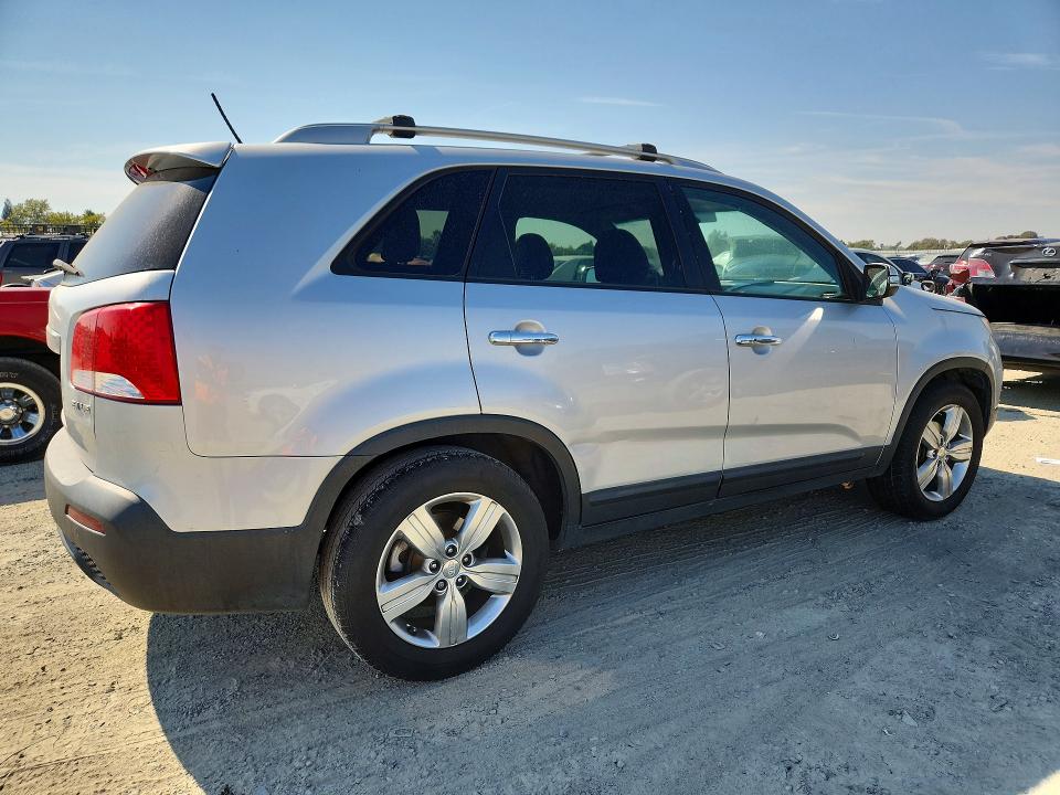 2012 Kia Sorento მანქანა იყიდება აუქციონზე, vin: 5XYKU4A22CG201305, აუქციონის ნომერი: 64922906