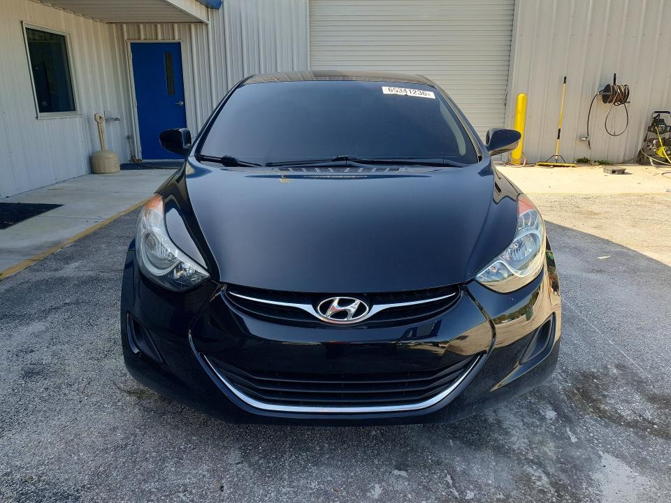 2011 Hyundai Elantra მანქანა იყიდება აუქციონზე, vin: KMHDH4AE4BU132424, აუქციონის ნომერი: 65341236