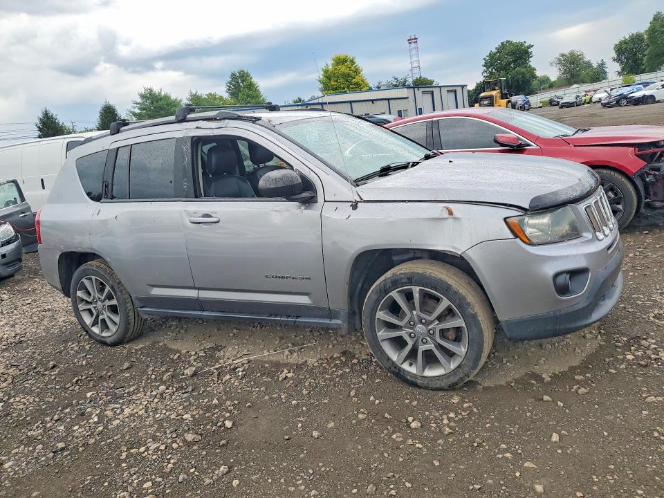 2016 Jeep Compass მანქანა იყიდება აუქციონზე, vin: 1C4NJDBB2GD598720, აუქციონის ნომერი: 65747566