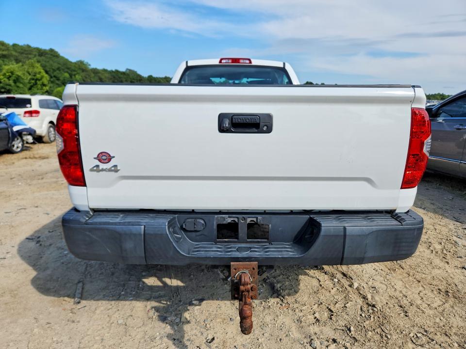 63442236 :رقم المزاد ، 5TFPW5F14FX449319 vin ، 2015 Toyota Tundra مزاد بيع