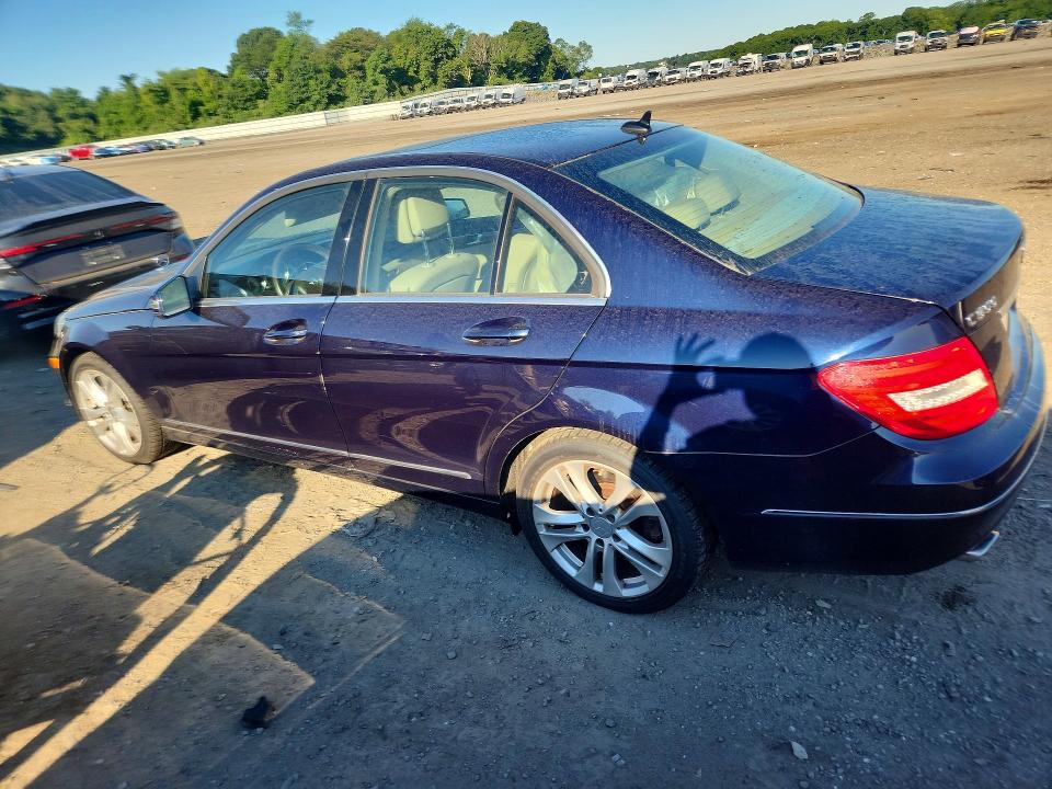Продаж на аукціоні авто 2012 Mercedes-benz C, vin: WDDGF8BB9CA709296, номер лоту: 65297536