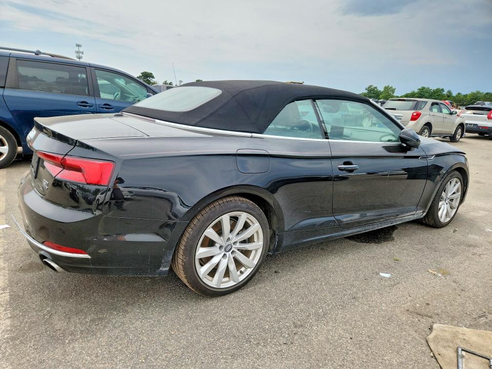 Продажа на аукционе авто 2018 Audi A5, vin: WAUWNGF50JN003120, номер лота: 66633946