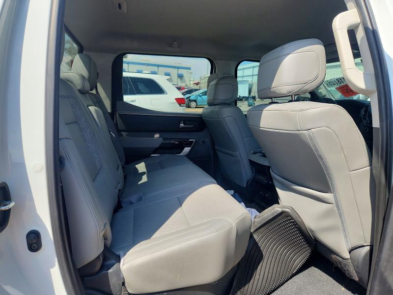 Продажа на аукционе авто 2023 Toyota Tundra, vin: 5TFJA5DBXPX111098, номер лота: 64118726