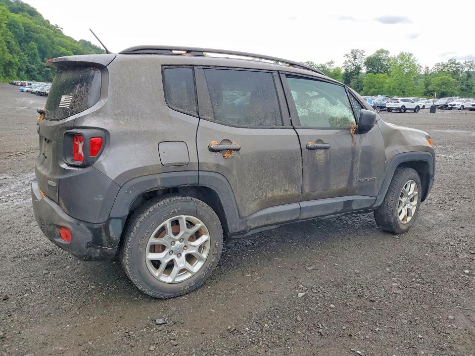 62784296 :رقم المزاد ، ZACCJBBT4GPC68843 vin ، 2016 Jeep Renegade مزاد بيع