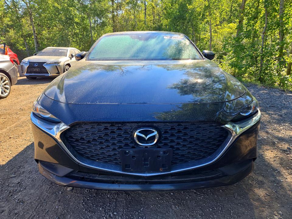 Продажа на аукционе авто 2019 Mazda 3, vin: JM1BPAB75K1119972, номер лота: 65258336