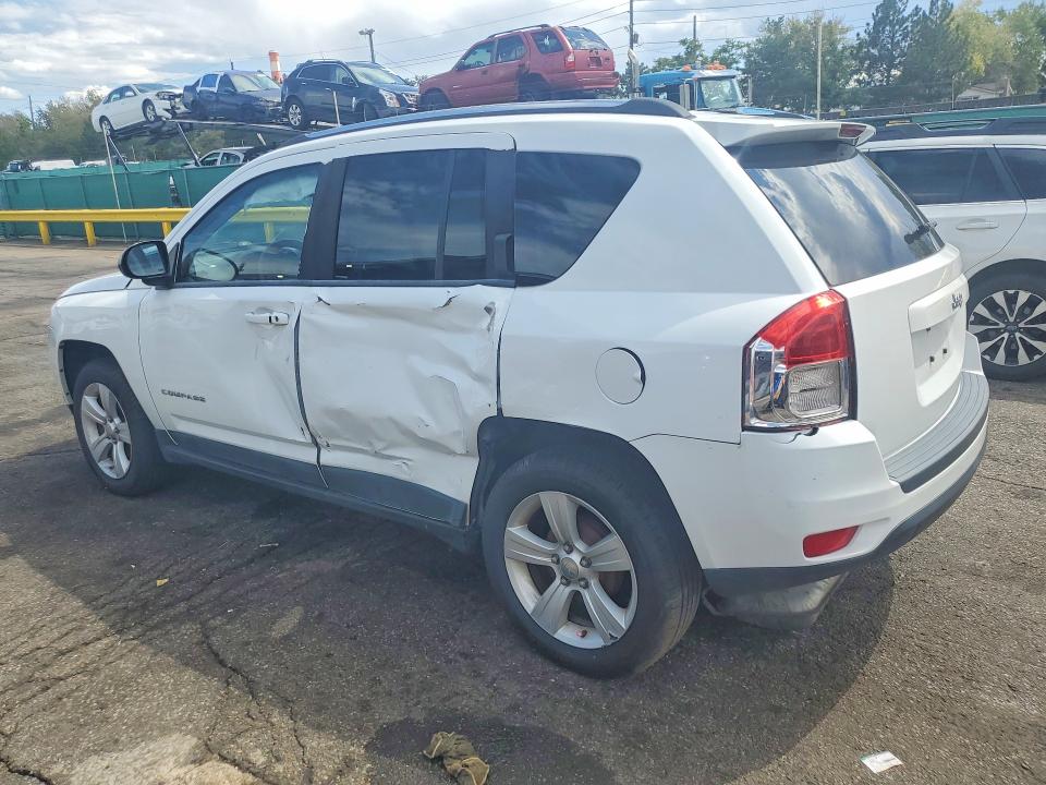 67170066 :رقم المزاد ، 1J4NT1FB9BD236373 vin ، 2011 Jeep Compass مزاد بيع