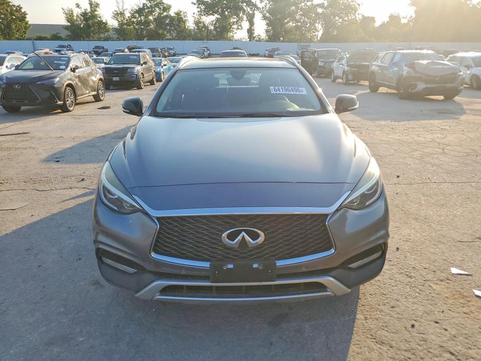 64196496 :رقم المزاد ، SJKCH5CR9HA027455 vin ، 2017 Infiniti Qx30 مزاد بيع