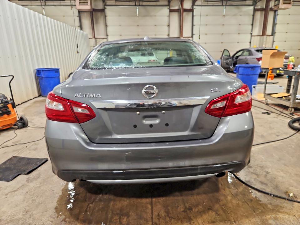 Продажа на аукционе авто 2018 Nissan Altima, vin: 1N4AL3APXJC140958, номер лота: 65721696