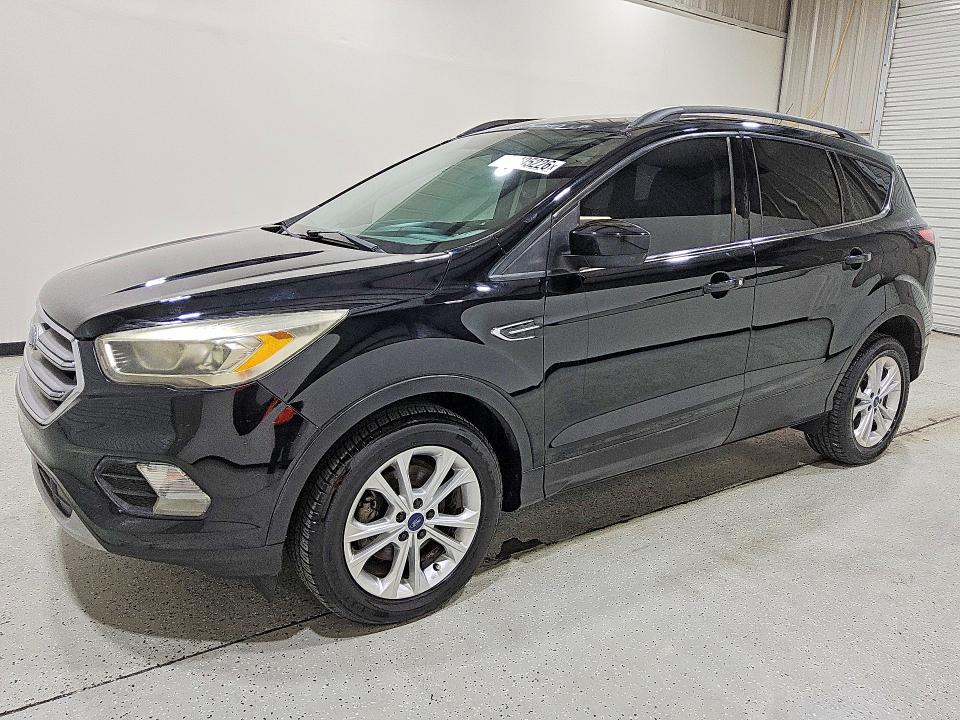 Auction sale of the 2017 Ford Escape, vin: 1FMCU0GD6HUC07373, lot number: 63405226