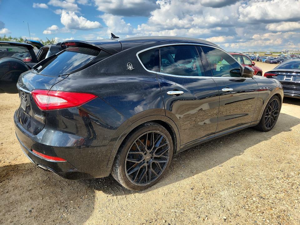 64884766 :رقم المزاد ، ZN661YULXHX228213 vin ، 2017 Maserati Levante مزاد بيع