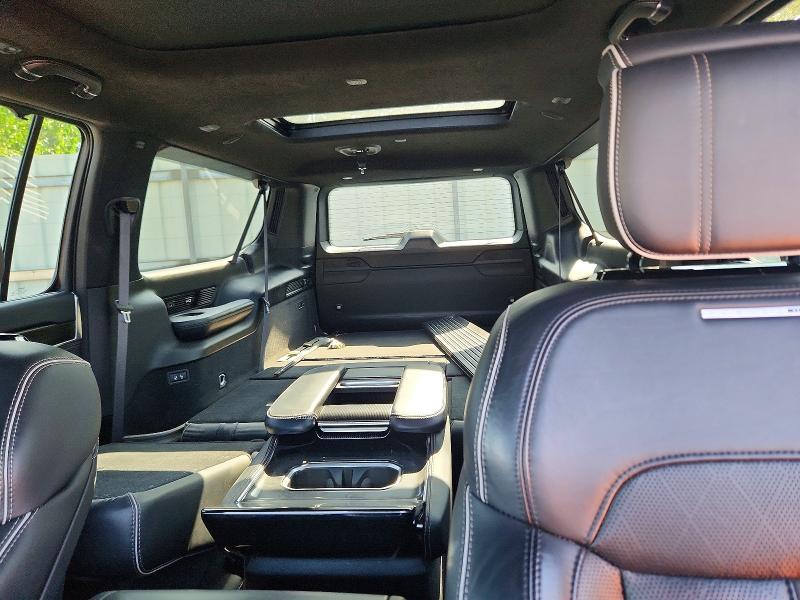 Продаж на аукціоні авто 2024 Jeep Grand Wagoneer, vin: 1C4SJSFPXRS139138, номер лоту: 66209626